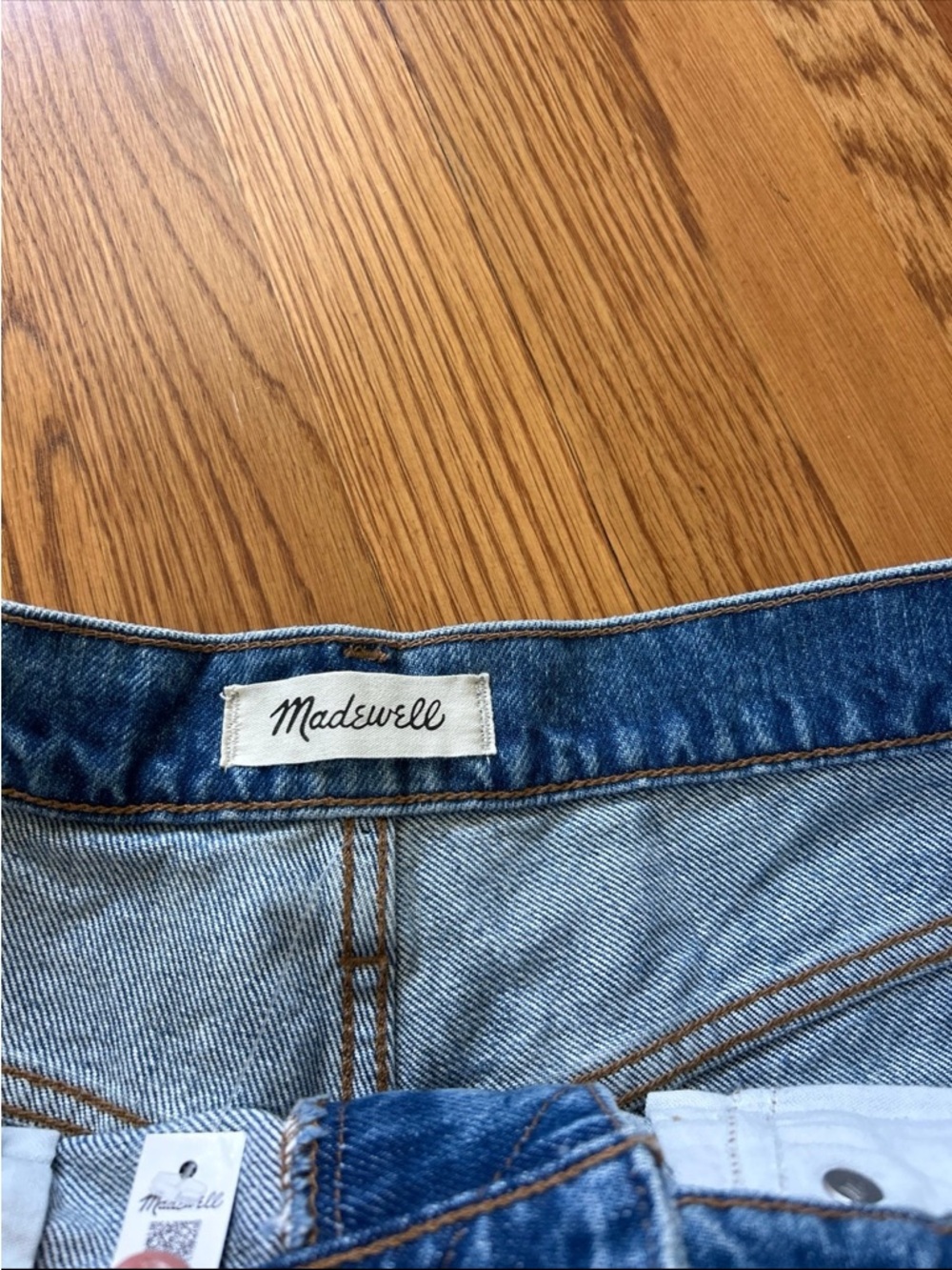 NWT Madewell relaxed mid length denim shorts size 28 - Picture 3 of 5